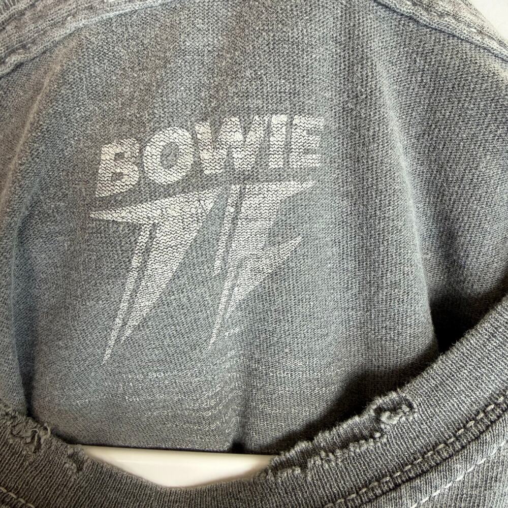 Urban Outfitters Bowie Ziggy Stardust Oversized Tee Women Sz S/M Grey Distressed - Picture 6 of 7